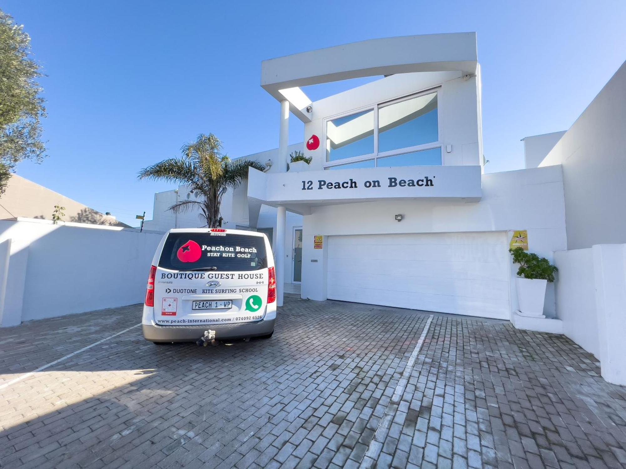 Peach On Beach Boutique Guesthouse Bloubergstrand Exterior photo