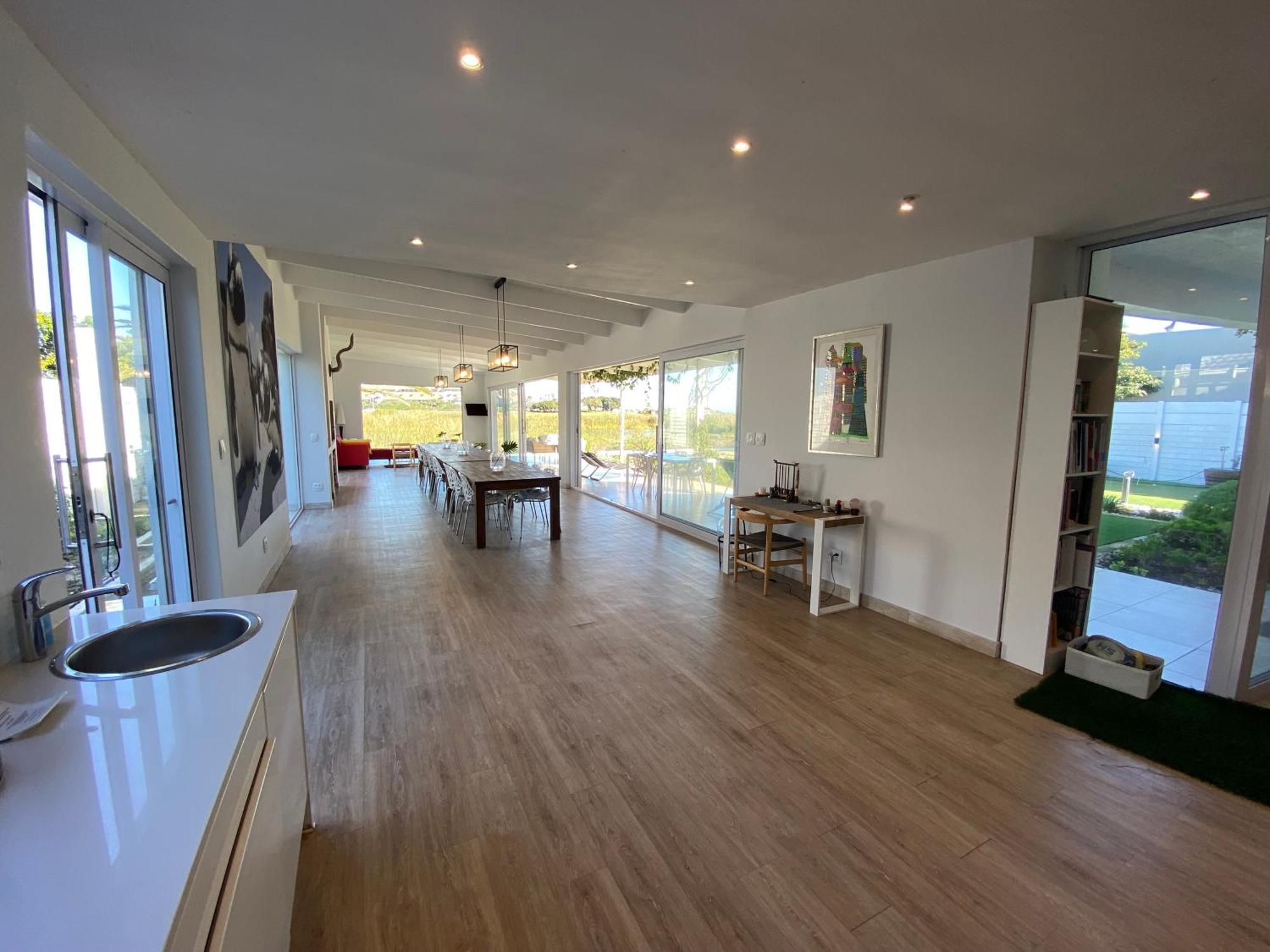 Peach On Beach Boutique Guesthouse Bloubergstrand Exterior photo