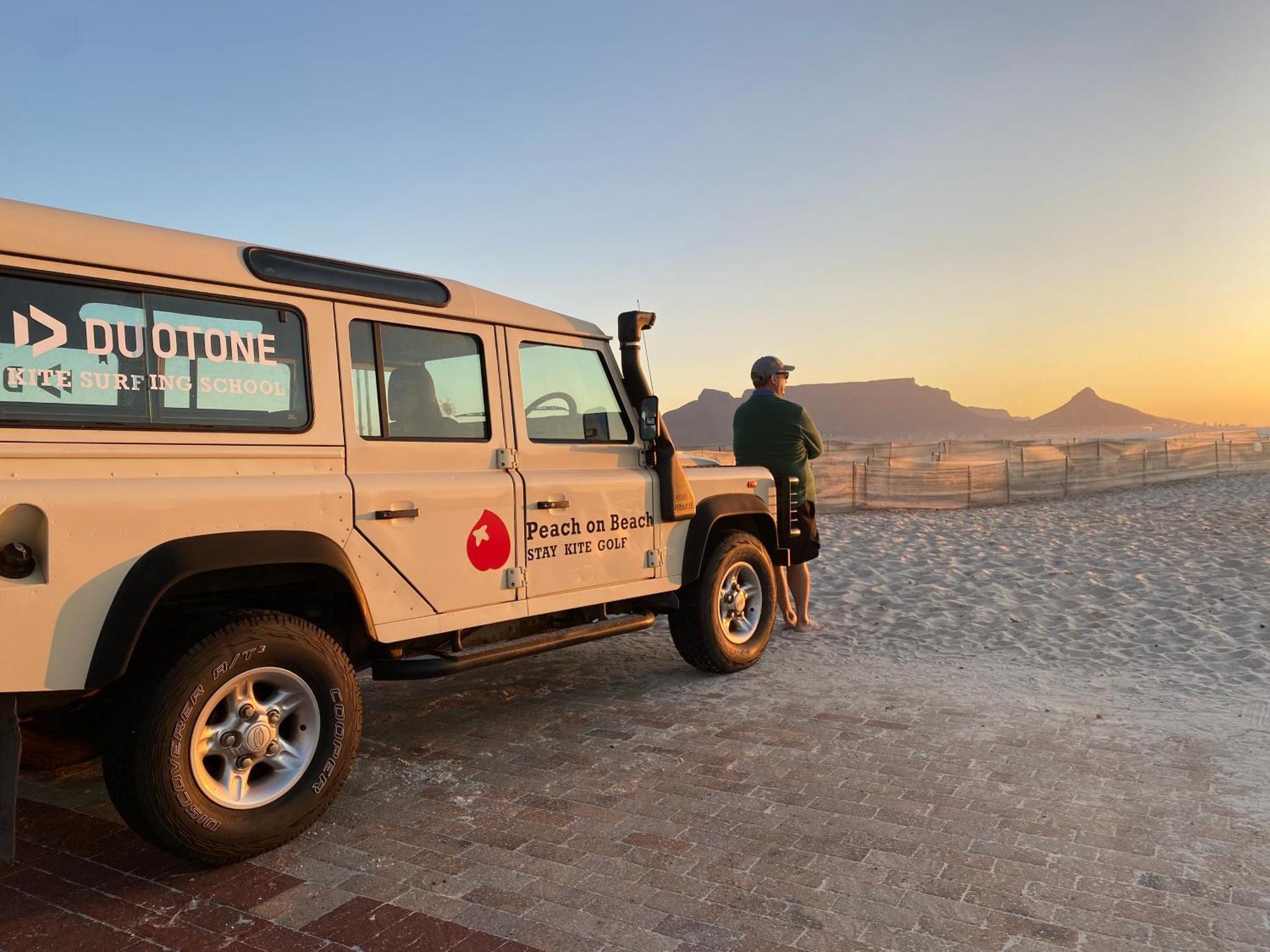 Peach On Beach Boutique Guesthouse Bloubergstrand Exterior photo