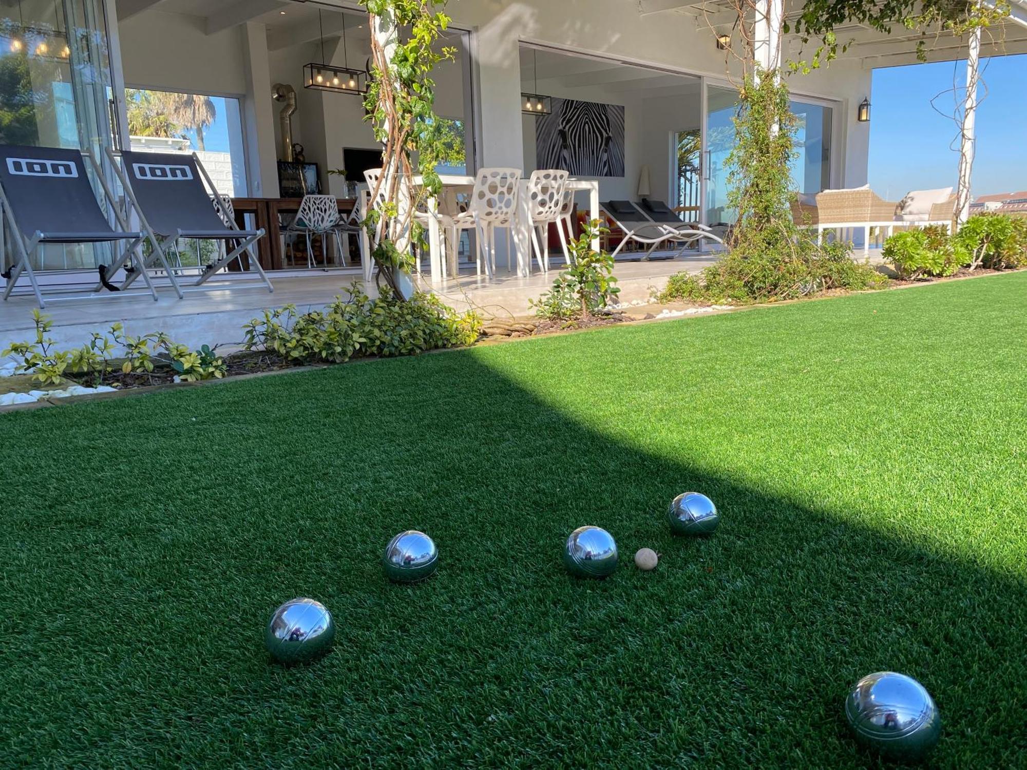Peach On Beach Boutique Guesthouse Bloubergstrand Exterior photo