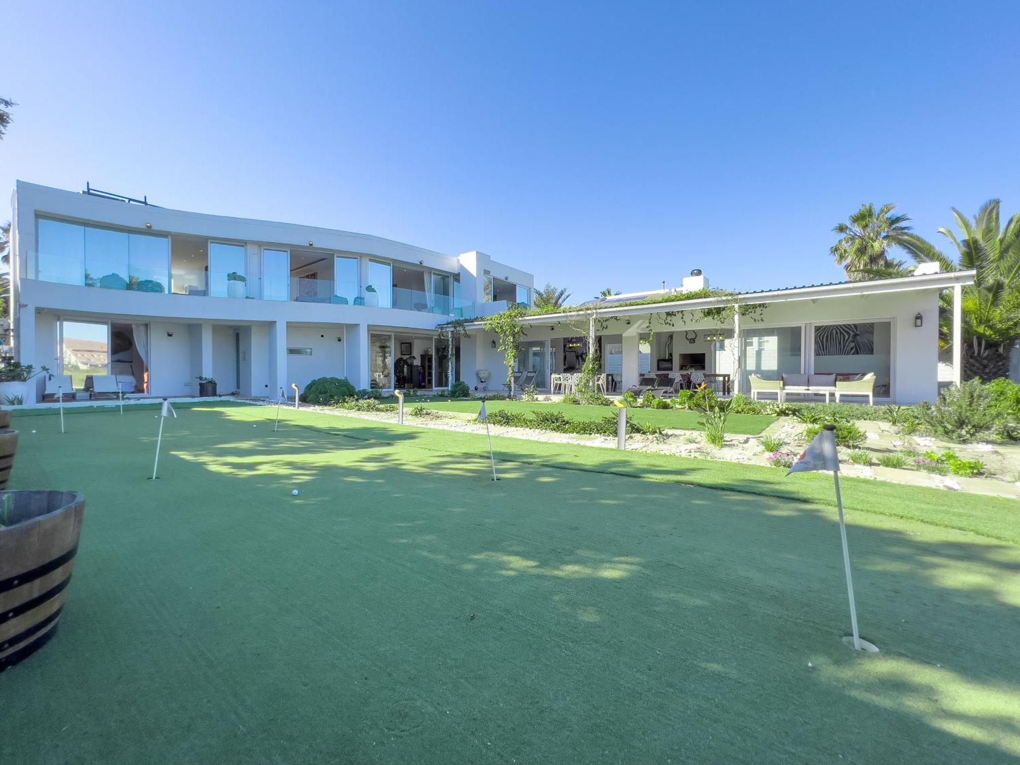 Peach On Beach Boutique Guesthouse Bloubergstrand Exterior photo