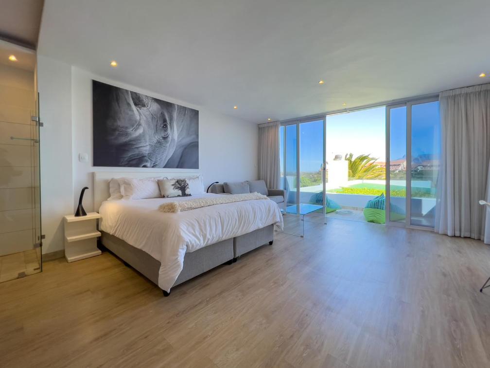 Peach On Beach Boutique Guesthouse Bloubergstrand Room photo