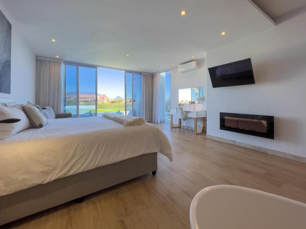 Peach On Beach Boutique Guesthouse Bloubergstrand Room photo
