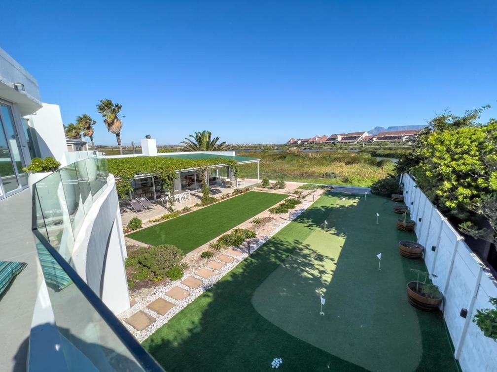 Peach On Beach Boutique Guesthouse Bloubergstrand Room photo